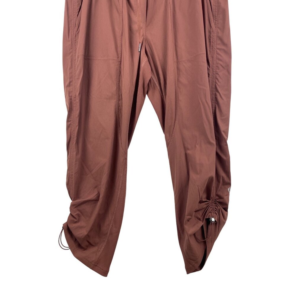 Lululemon Women's 14 Dance Studio Crop Pant Brown Athleisure Yoga - Picture 3 of 7
